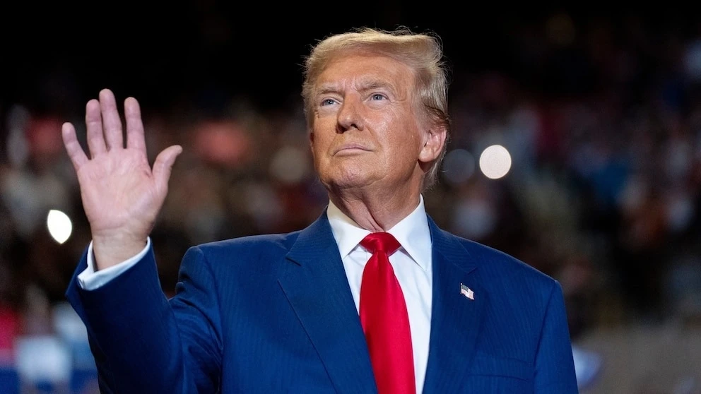 Góc khuất kỳ thi SAT: Thực hư tin đồn cựu Tổng thống Donald Trump gian lận và bài học về sự minh bạch